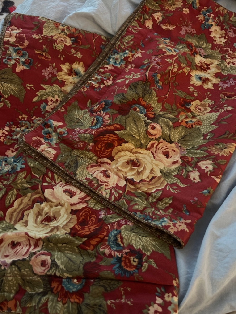 🩷 CHAPS RALPH LAUREN SUMMERTON  red floral standard shams